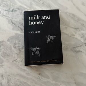 Milk and Honey Book by Rupi Kaur